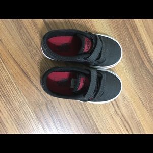 Vans Shoes - Almost like new Vans toddler shoes Vans Shoes - Almost like new Vans toddler shoes